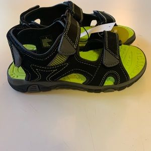 Khombu Kids Sandals